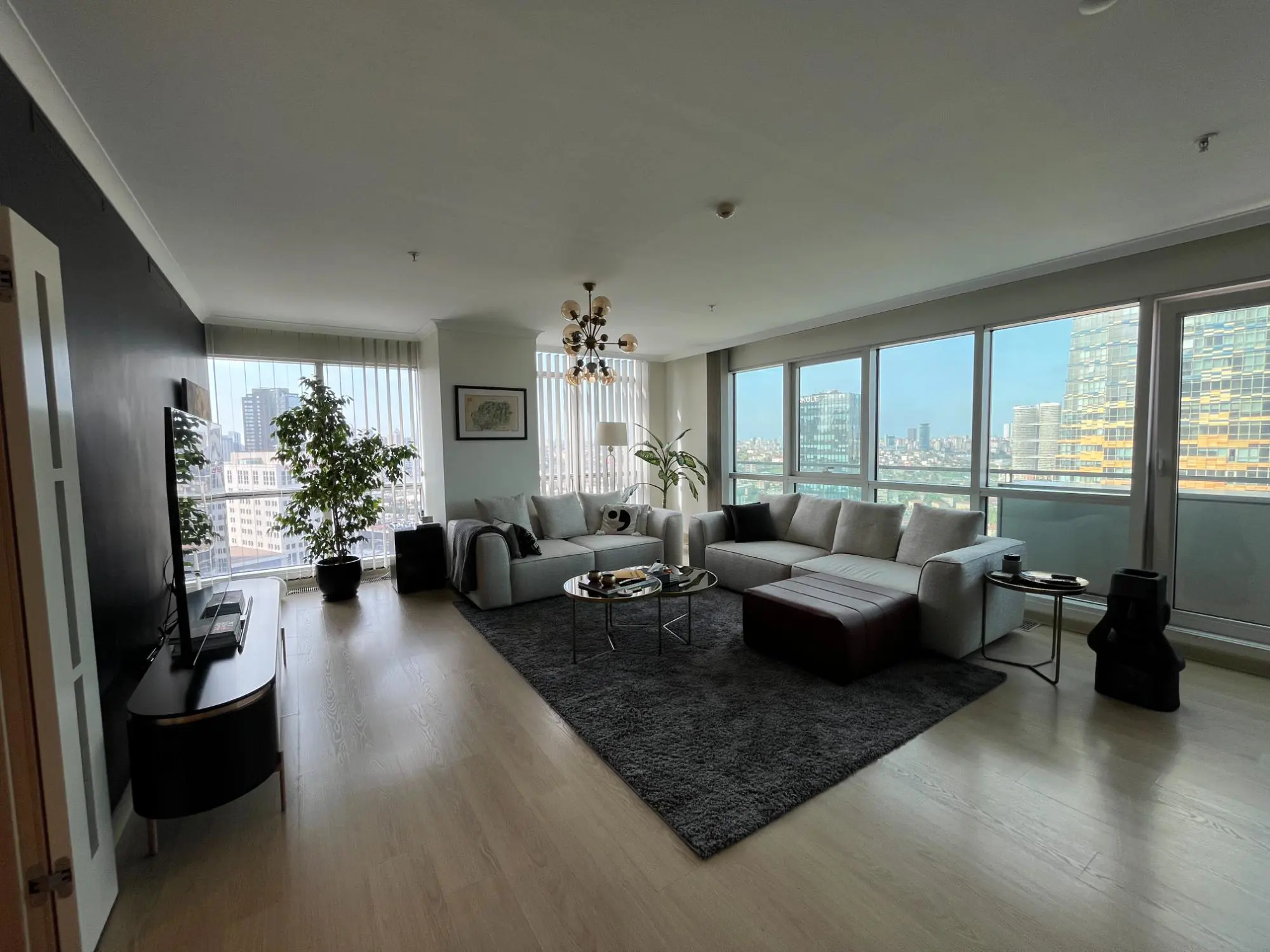 Şahane! Batı Ataşehir Varyap Meridian D Blok Güney-Doğu Cepheli 3,5+1 Satılık Daire — fotoğraf 2