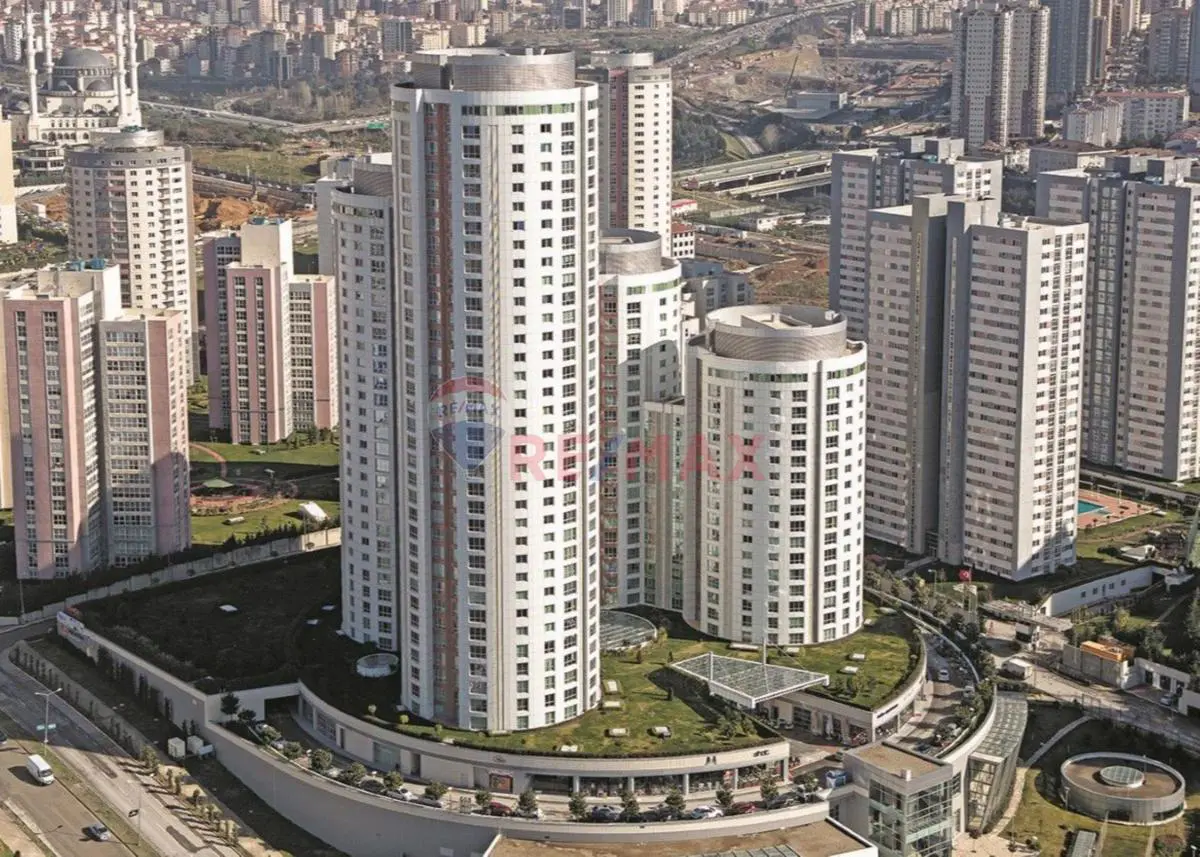 Ataşehır Ağaoğlu Andromeda Az Katlıda 4. Kat Kıralık 1+1 Daıre — fotoğraf 1