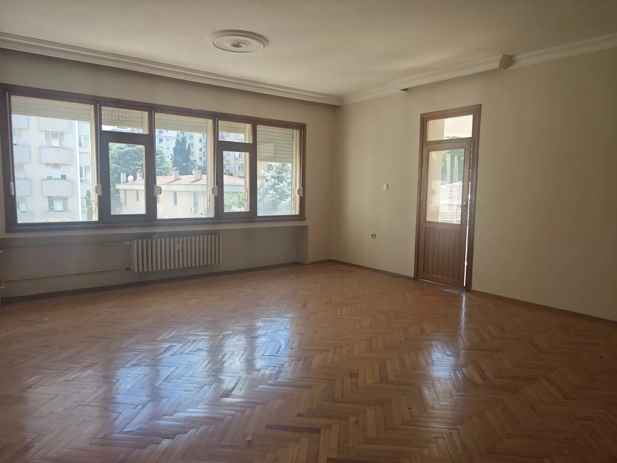 Kadıköy Sahrayıcedit’te Demirli Sitesi’nde 3+1 | 145 M² Brüt | 3 Cephe | Otopark & 7/24 Güvenlik — fotoğraf 3