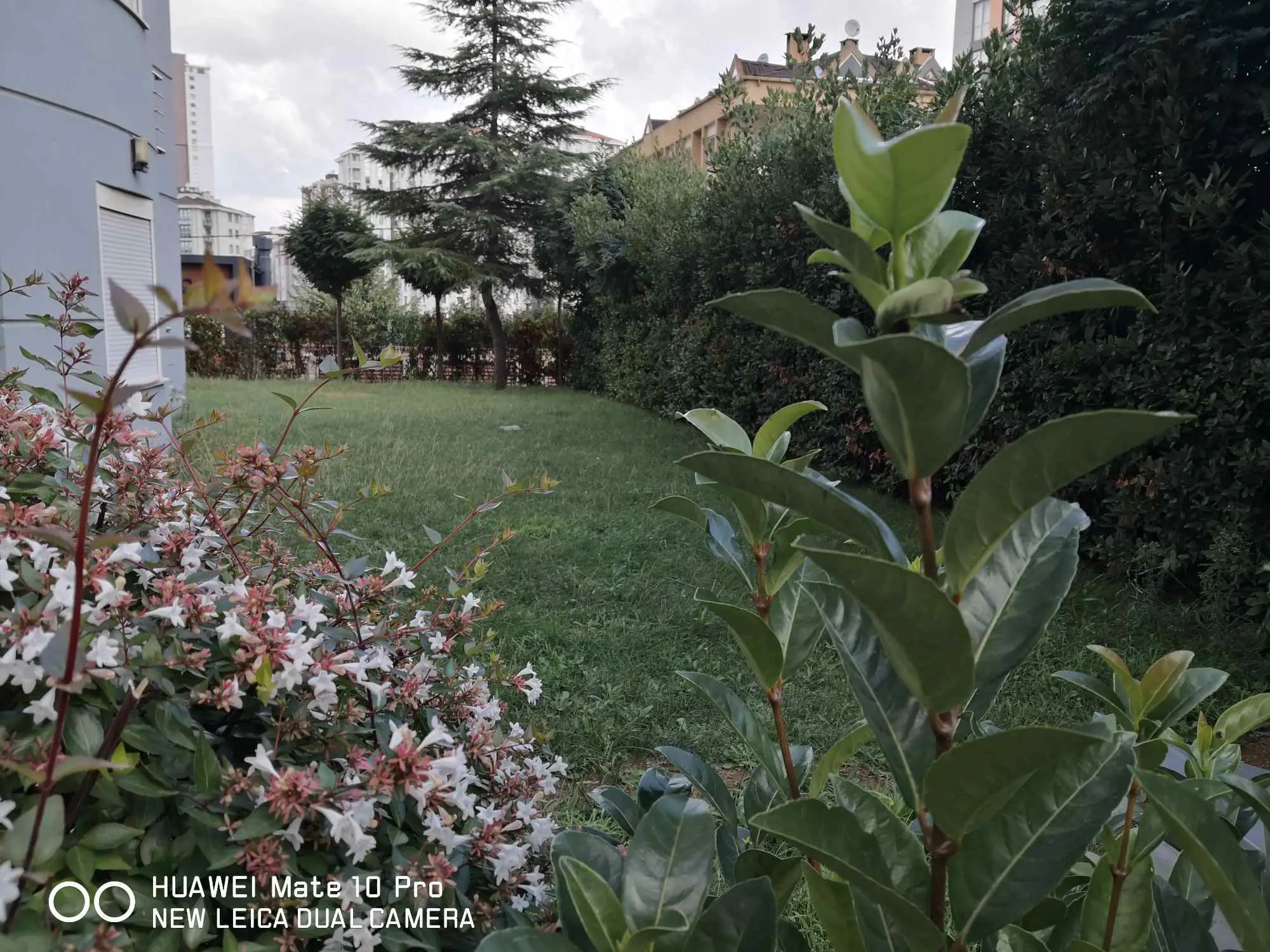 Pera Evlerı'nde Satılık 3+1 Daıre, 120m², Havuzlu Sıtede — fotoğraf 2