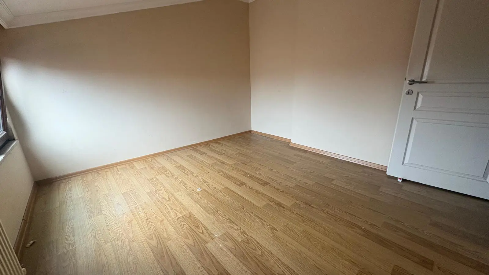 Kayışdağında Metroya 2 Dak. Yürüme Mesafesinde 2+1 Kiralık Daire — fotoğraf 3