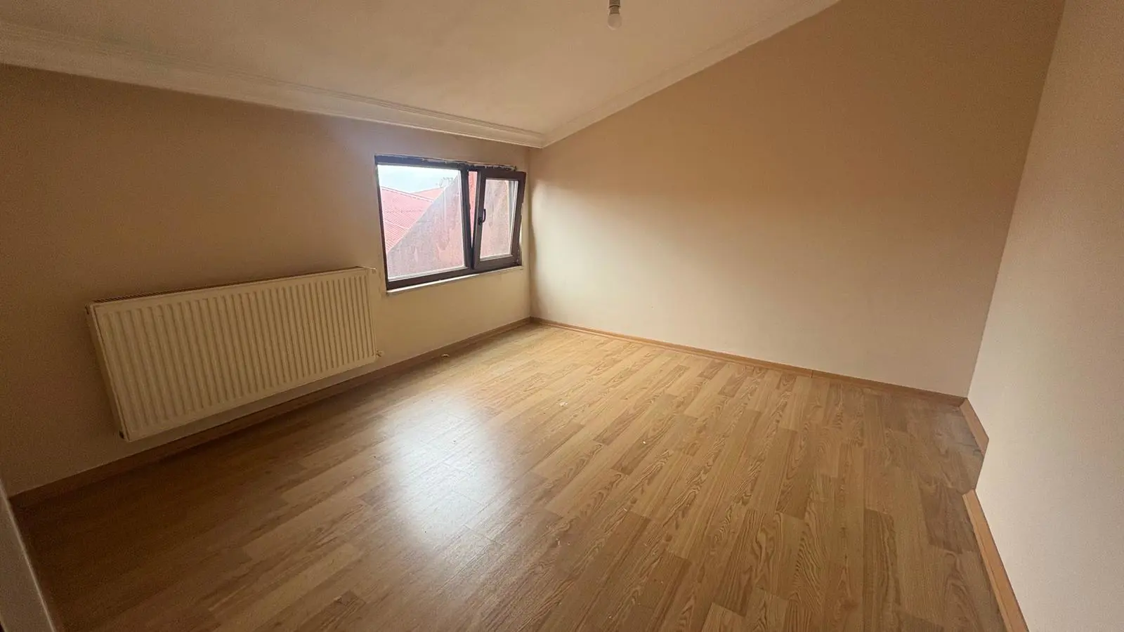 Kayışdağında Metroya 2 Dak. Yürüme Mesafesinde 2+1 Kiralık Daire — fotoğraf 2