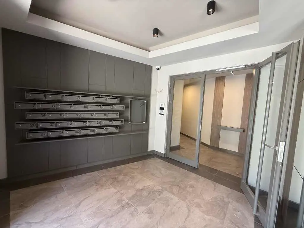 Sur Yapı Topkapı Evlerı 346 M2 Satılık Teraslı 3+1 Daıre ! — fotoğraf 2