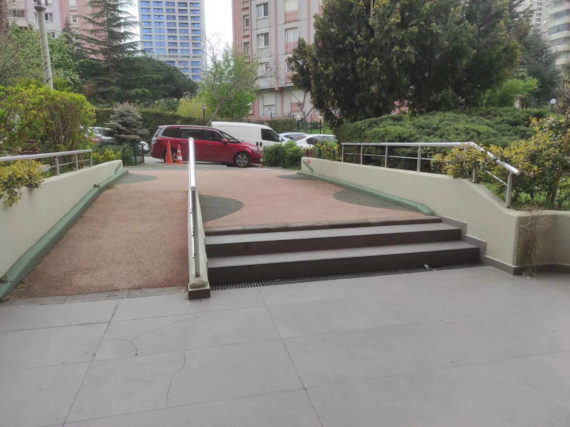 Ataşehir Ata Bloklarında Metropol Avm Karşısı  145 M² Geniş Ofis (2. Kat) — fotoğraf 4
