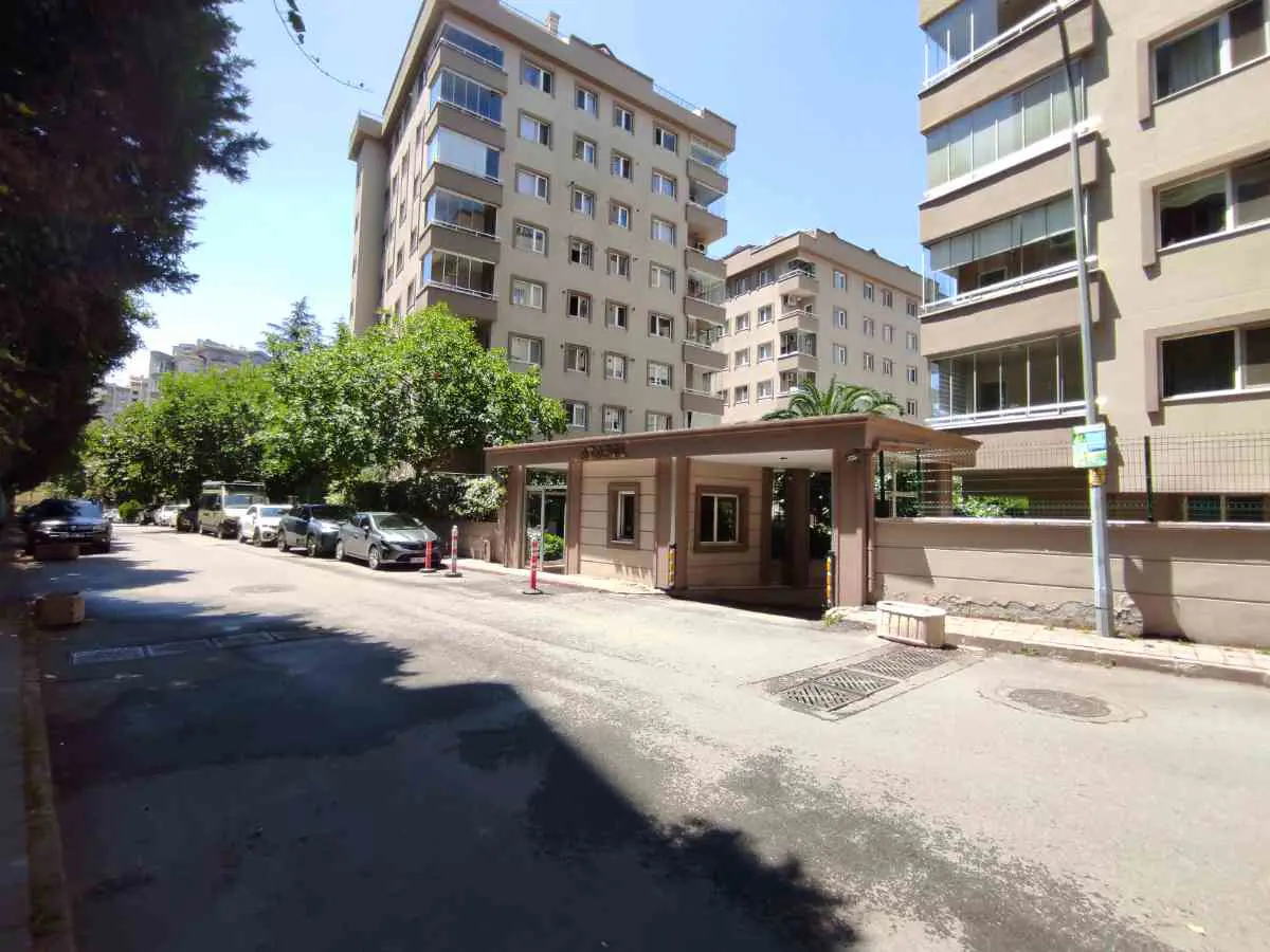 Ataşehir Yenişehir Atapol Sitesi’nde 4+1 Çatı Dubleksi — fotoğraf 3