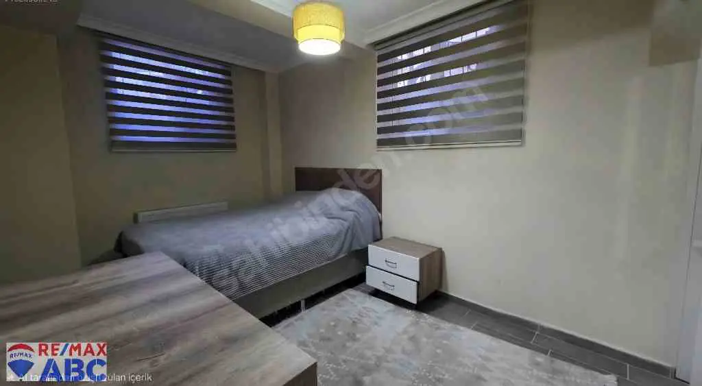 Sancaktepe Yenidoğanda Satılık 4+1 Ters Dublex Daire — fotoğraf 3