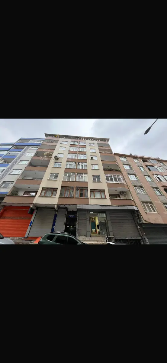 Kağıthane Ortabayırda 200 M² Net Bakımlı Satılık Dükkan/Depo — fotoğraf 1