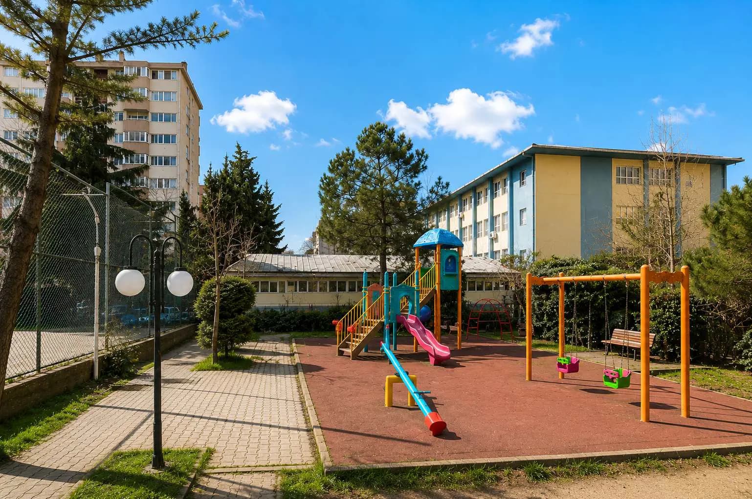 Kadıköy 19 Mayıs’ta Sümko Sitesi’nde 3+1 | Yüksek Giriş | 3 Cephe | Kiracılı — fotoğraf 1