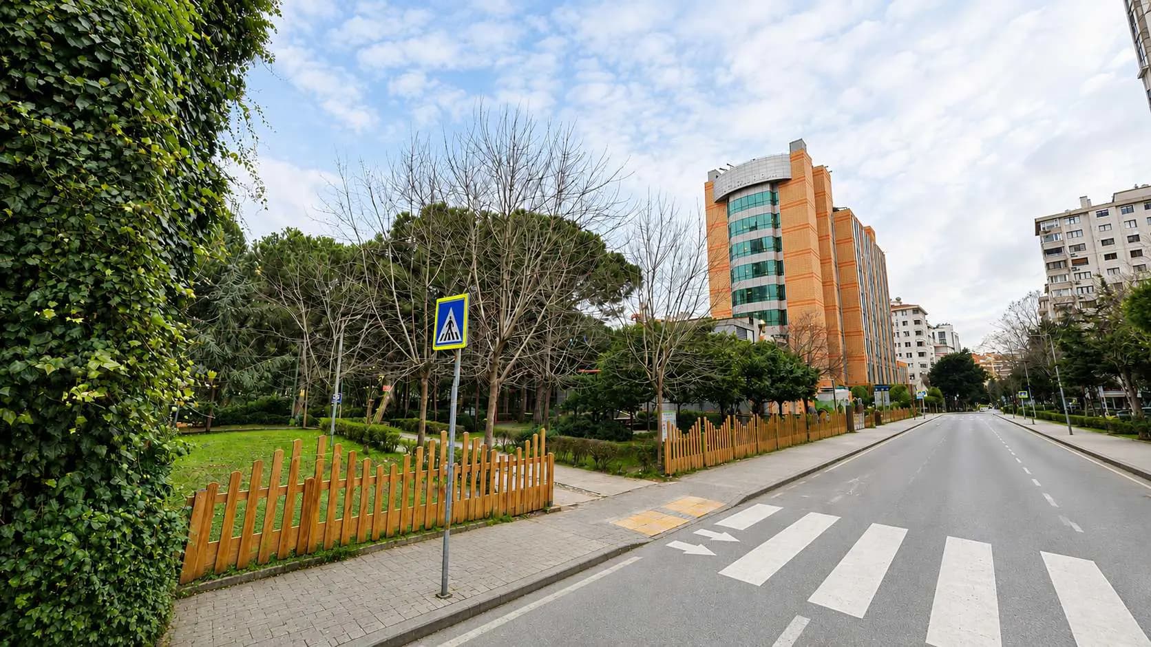 Kadıköy 19 Mayıs’ta Sümko Sitesi’nde 3+1 | Yüksek Giriş | 3 Cephe | Kiracılı — fotoğraf 3