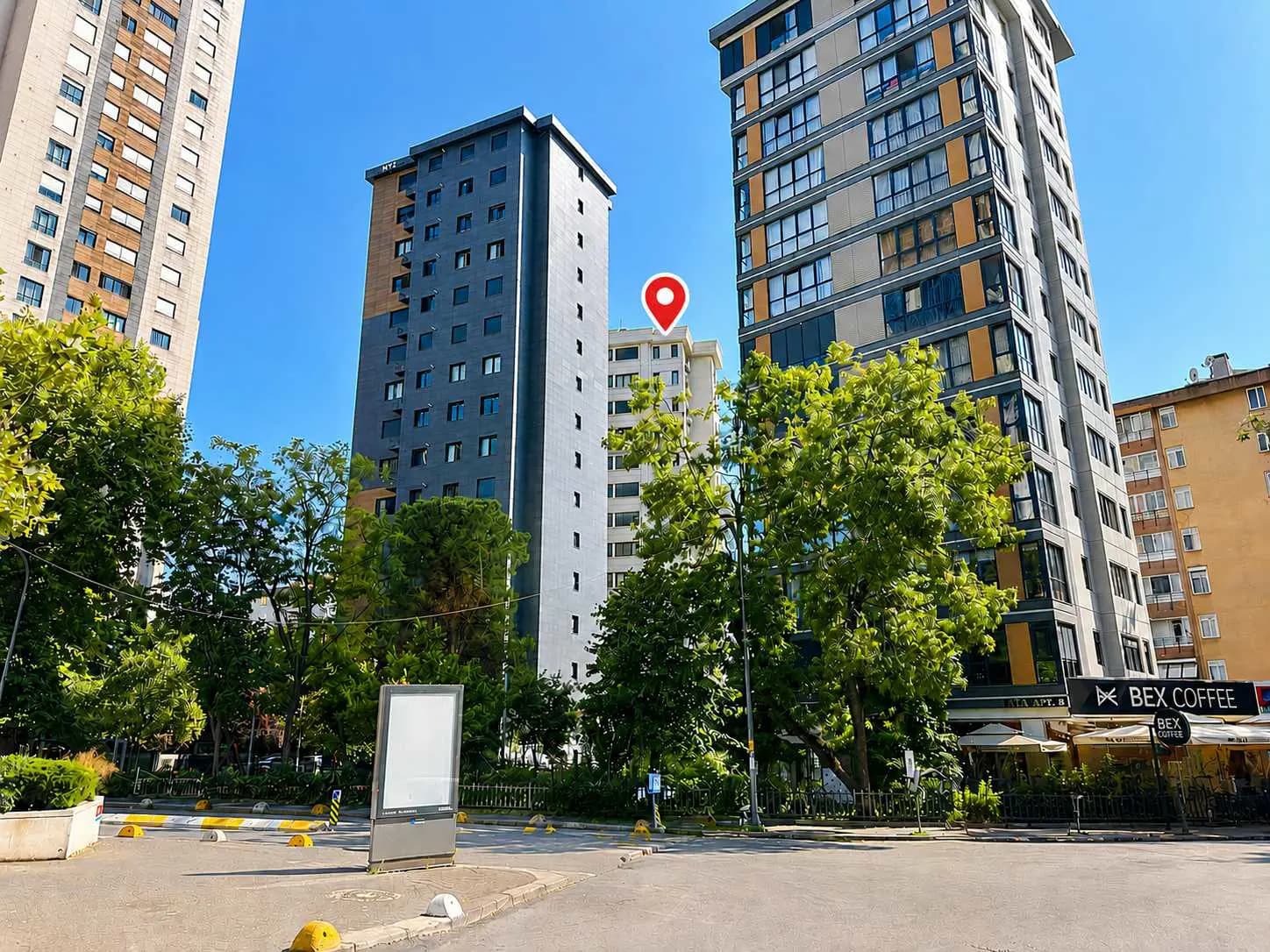 Kozyatağı’nda 12. Kat 3+1 | 4 Cepheli, 2 Banyolu, Balkonlu | Krediye Uygun — fotoğraf 2