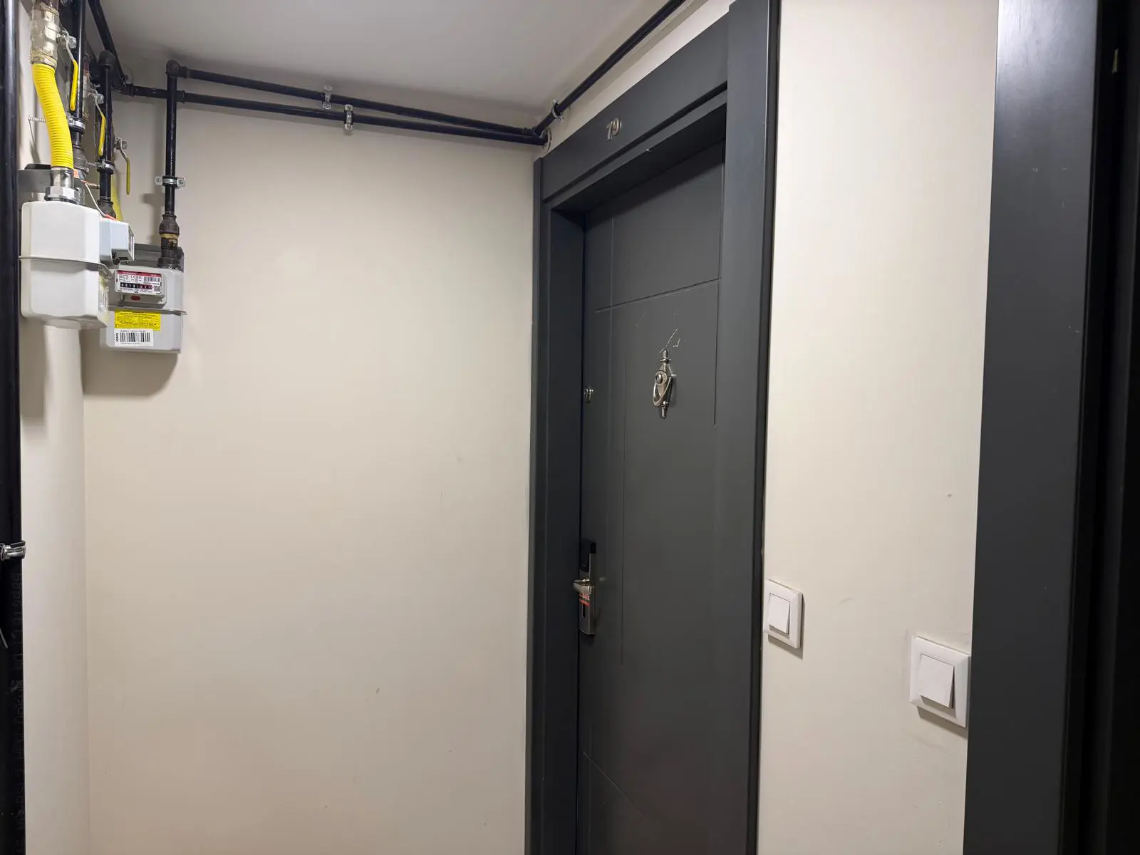Çekmeköy Zın D Dıamond 77 M² Satılık 2+1 Boş Daıre ! — fotoğraf 2