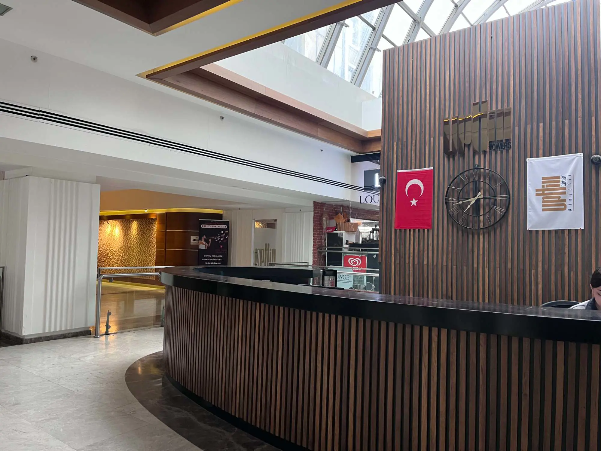 Ataşehir Barbaros’ta 8. Kat Plaza Ofisi | Boş, Merkezi Isıtma, Batı Cephe — fotoğraf 3