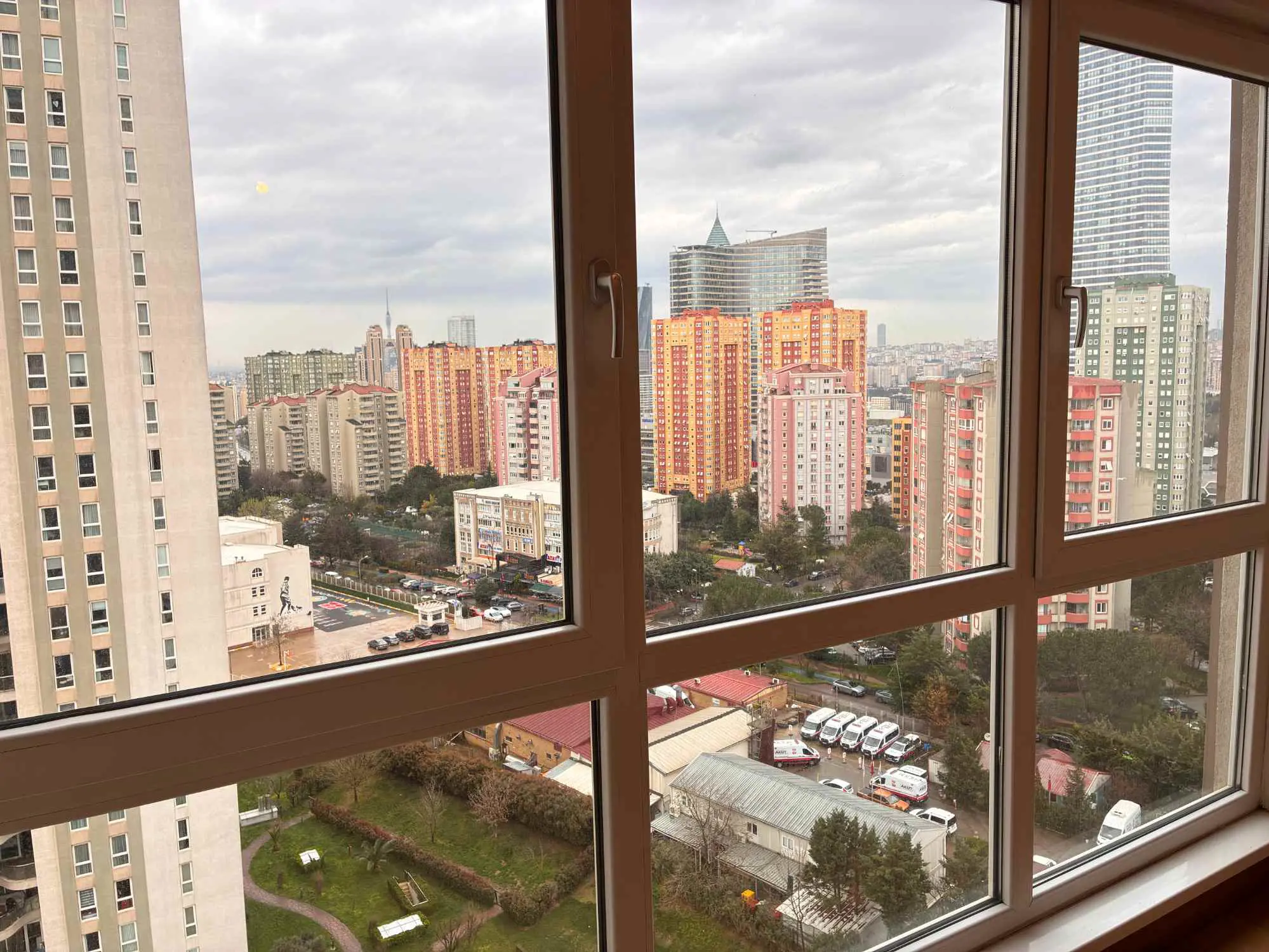My Towerland Ataşehir 3381-3 Ada Boş 23m2 Balkonlu Ebeveyn Banyolu Satılık 3+1 Daire — fotoğraf 3