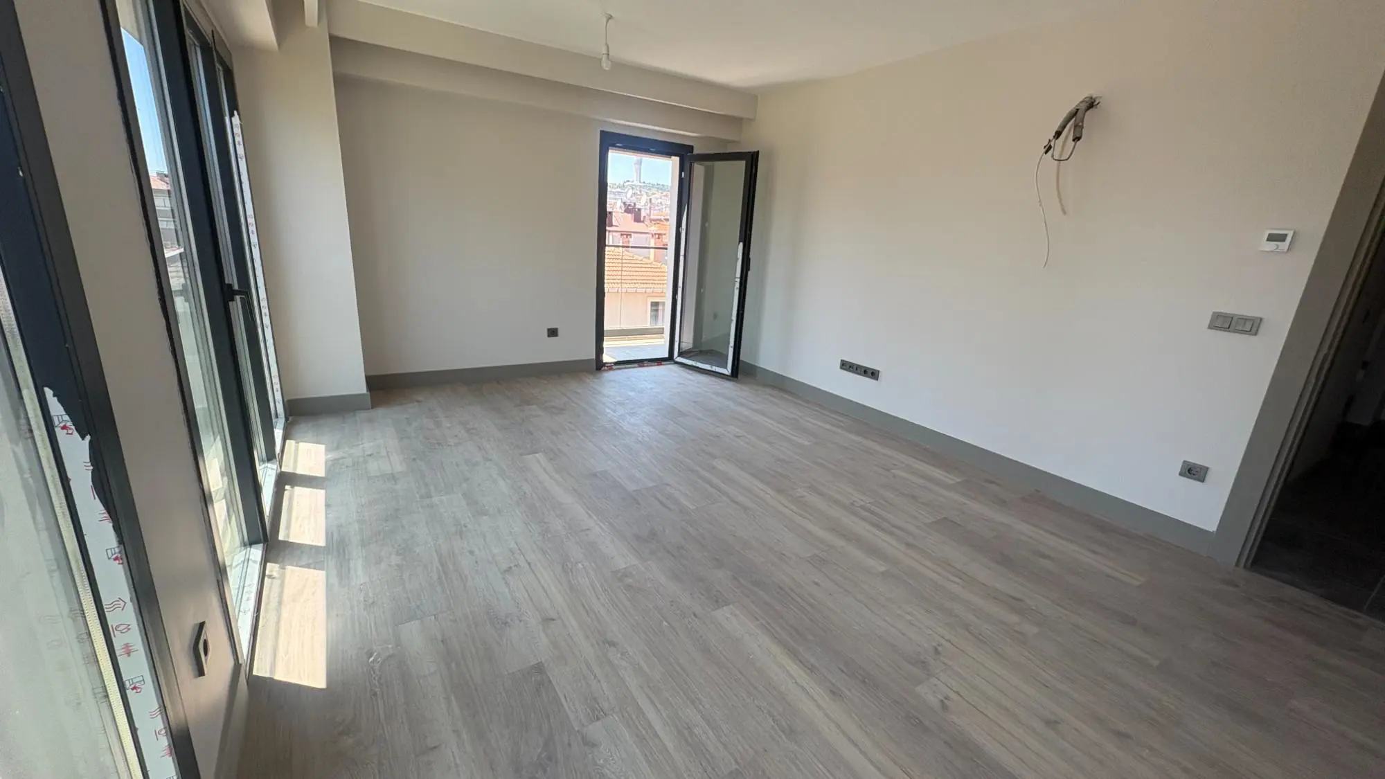 Emlak Konut Altınköy Sitesinde Önü Açık,balkonlu 3+1 Kiralık — fotoğraf 2