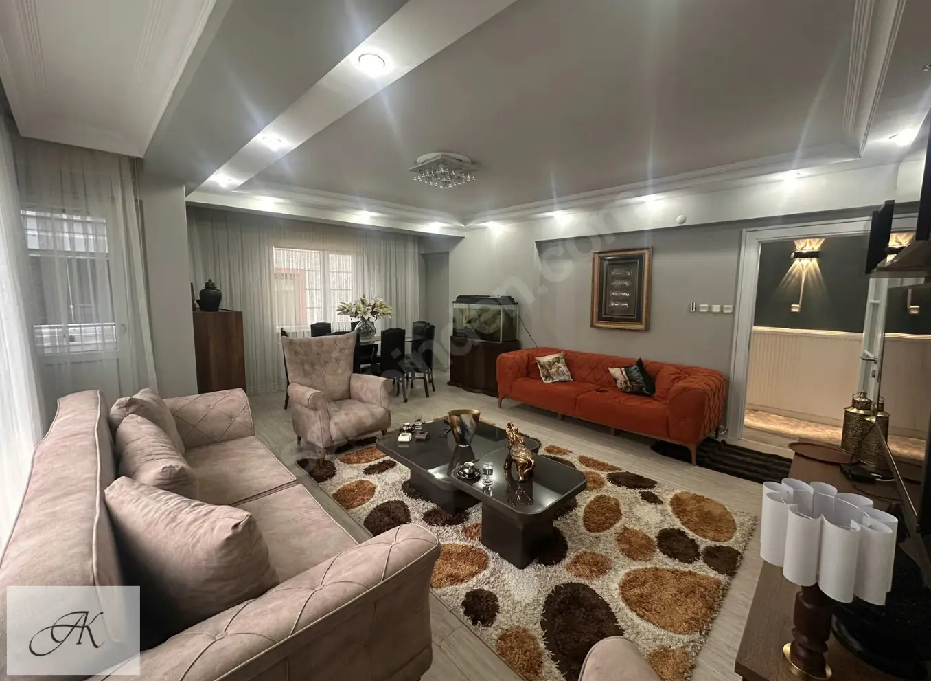 Ümraniye Esenevler’de 3+1 | 130 M² Brüt | 3 Cepheli | Muhteşem Konumda Satılık İçi Yenilenmiş Daire — fotoğraf 5