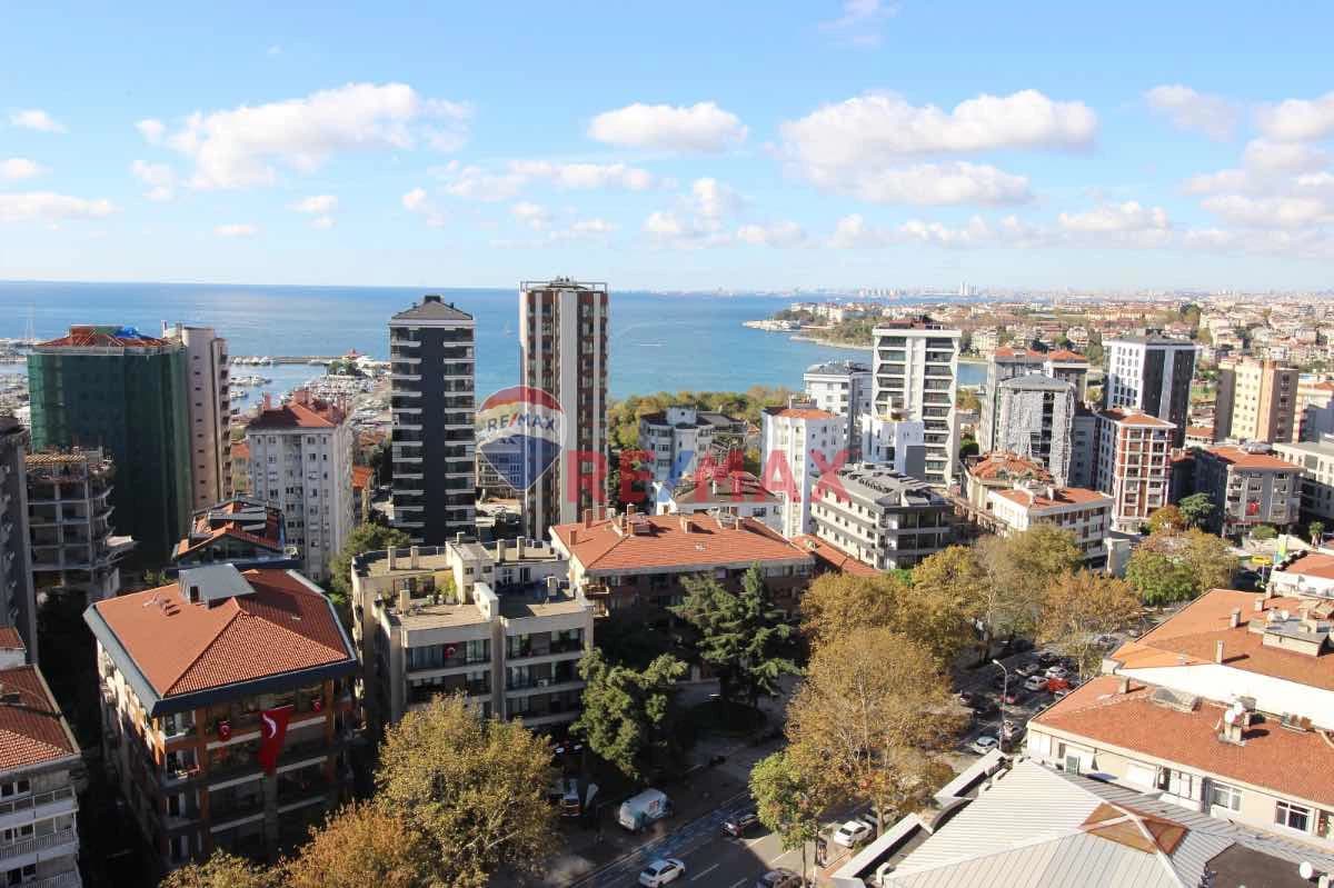 Bağdat Caddesı Üzerı Kapanmaz Adalar Manzaralı Sıfır 348m2 5+2 — fotoğraf 1