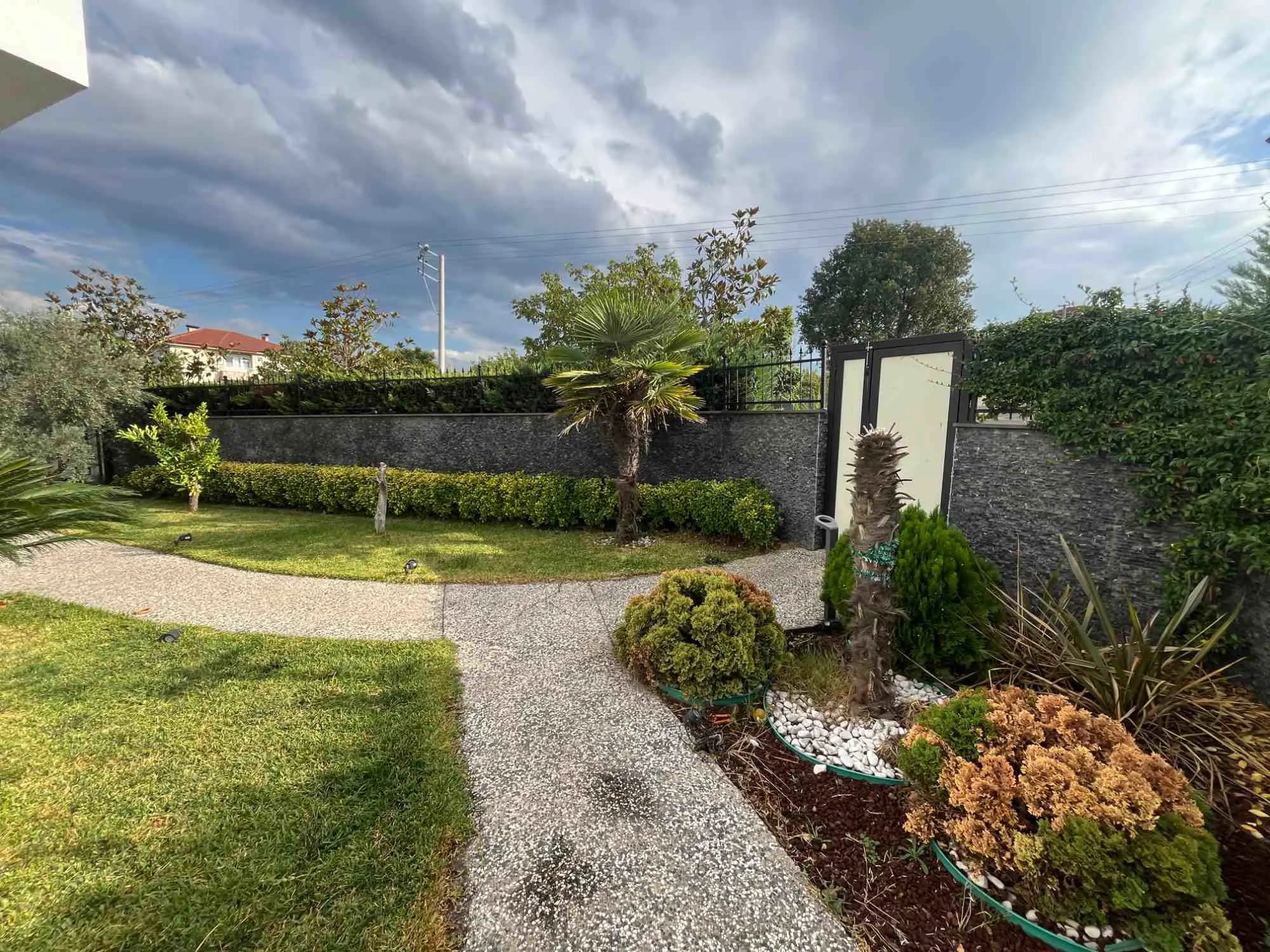 Kocaeli Başiskele'de Ultra Lüks Eşyalı Kiralık 6+2 Villa — fotoğraf 5