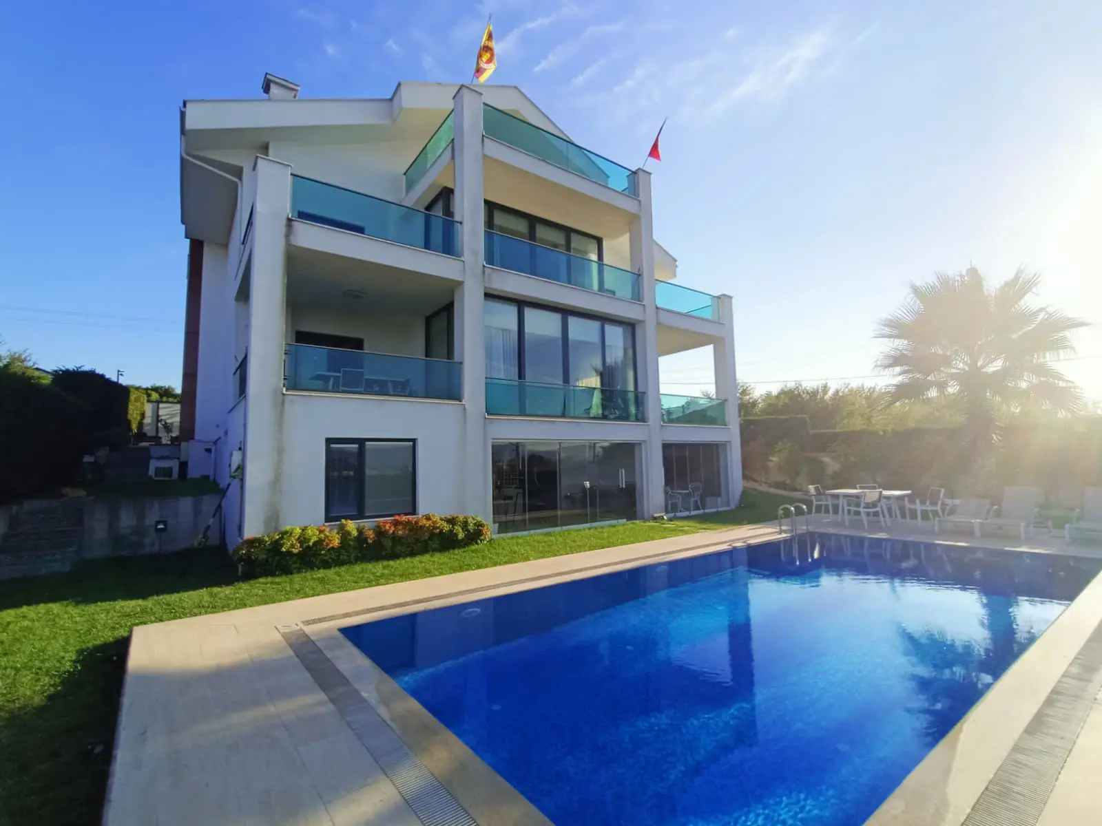 Kocaeli Başiskele'de Ultra Lüks Eşyalı Satılık 6+2 Villa — fotoğraf 2