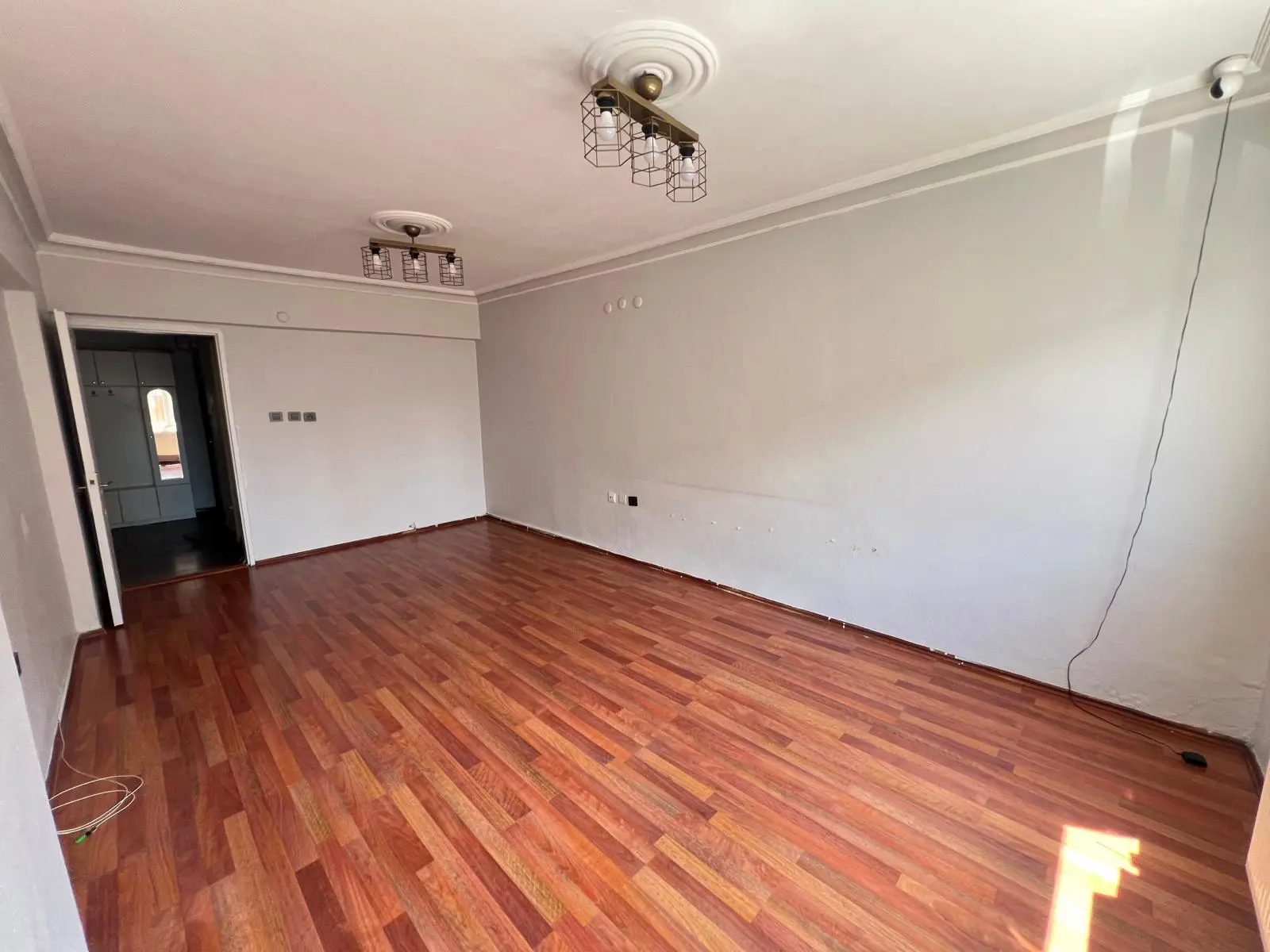 Remax Abc Çekmeköy Çamlıkta Metroya 5 Dakika 3+1 Kiralık — fotoğraf 4
