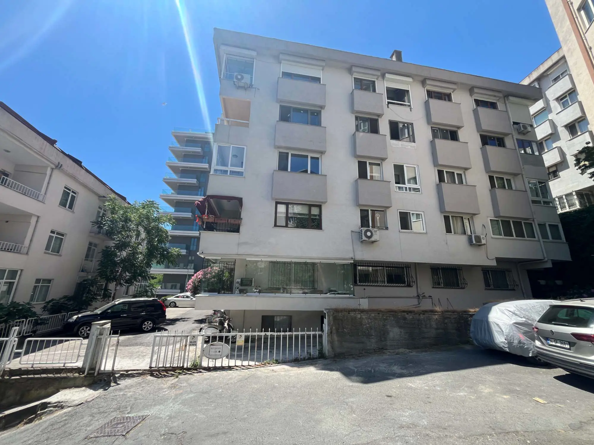 Nişantaşı Koru'ya Komşu Satılık Yapılı 3,5+1 Daire — fotoğraf 1