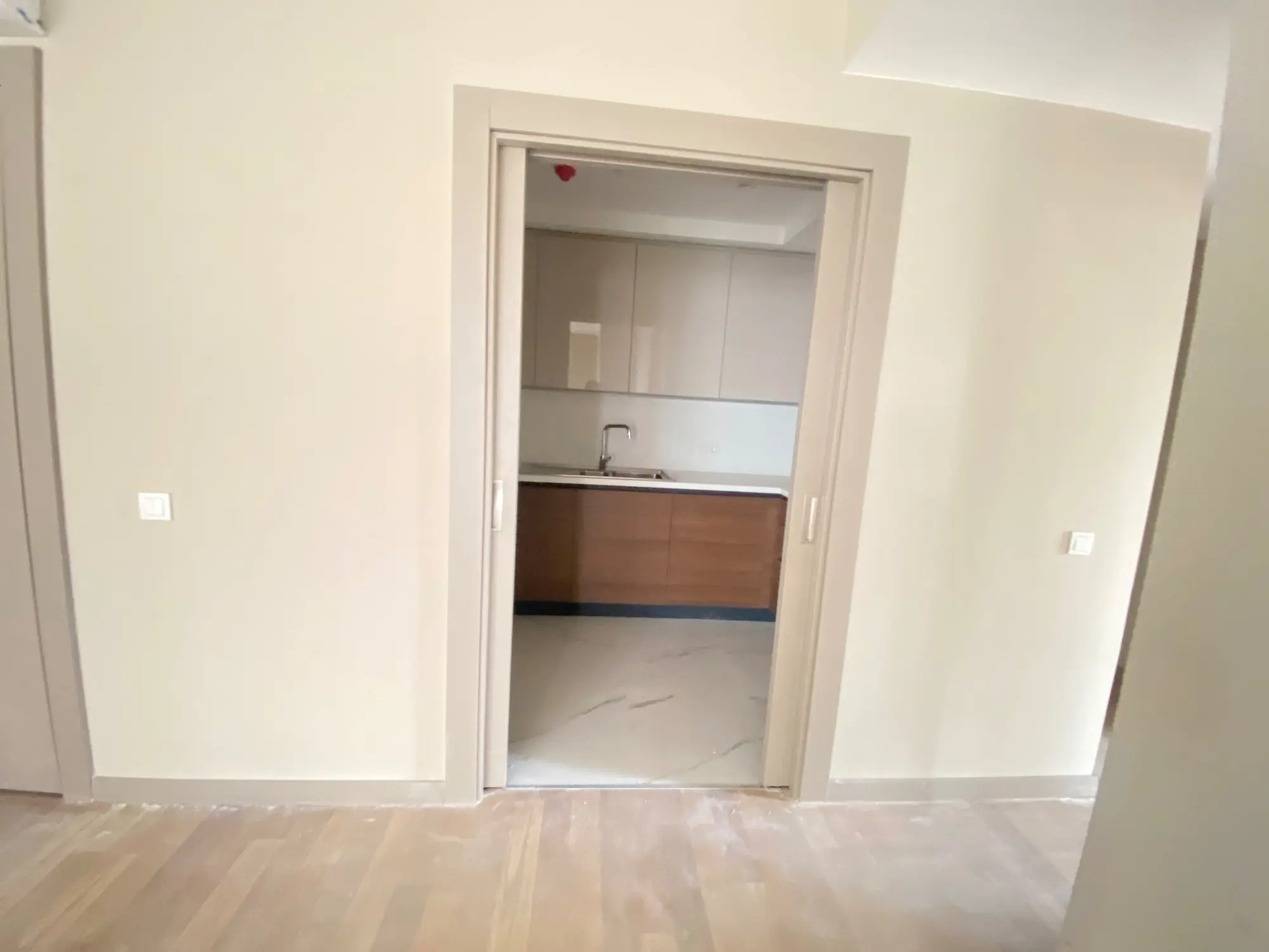 Ağaoğlu Çekmeköy Park’ta Doğu-Güney Cepheli 3+1 | Yerden Isıtma | 2 Banyo | Balkon — fotoğraf 3